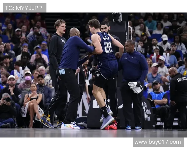 猛龙与森林狼激战正酣球迷期待精彩对决与绝妙表现